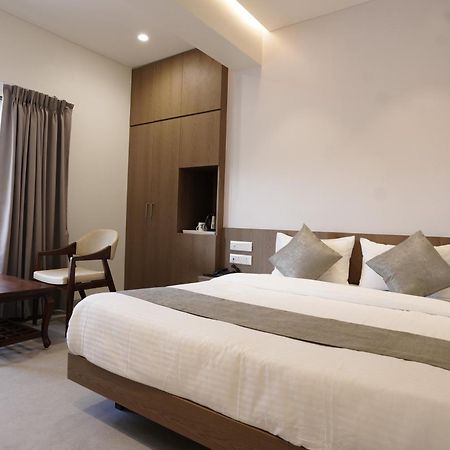 A Square Executive Hotel Aurangabad  Luaran gambar
