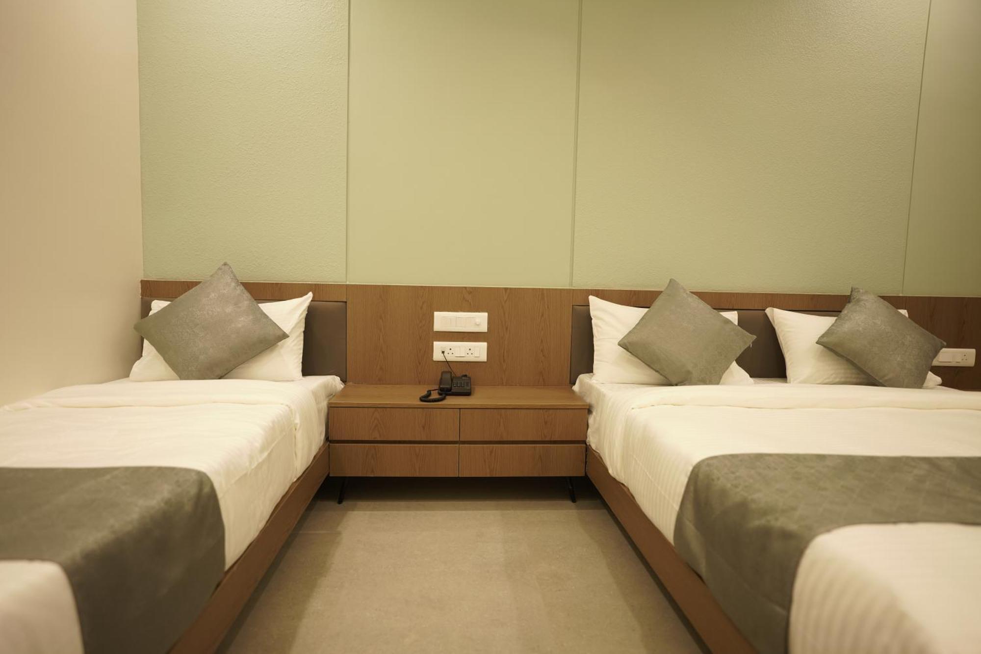 A Square Executive Hotel Aurangabad  Luaran gambar