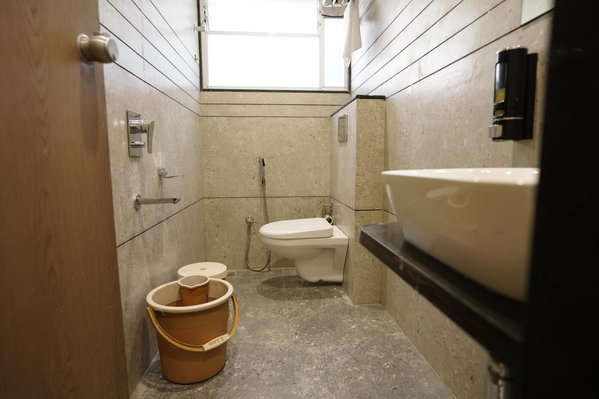 A Square Executive Hotel Aurangabad  Luaran gambar